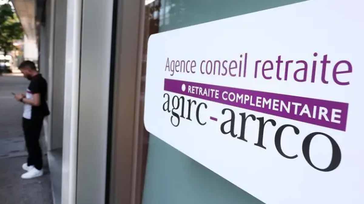 Avec une retraite mensuelle de 900 euros, combien vais-je empocher en plus grâce à la revalorisation de novembre 2025 ?
