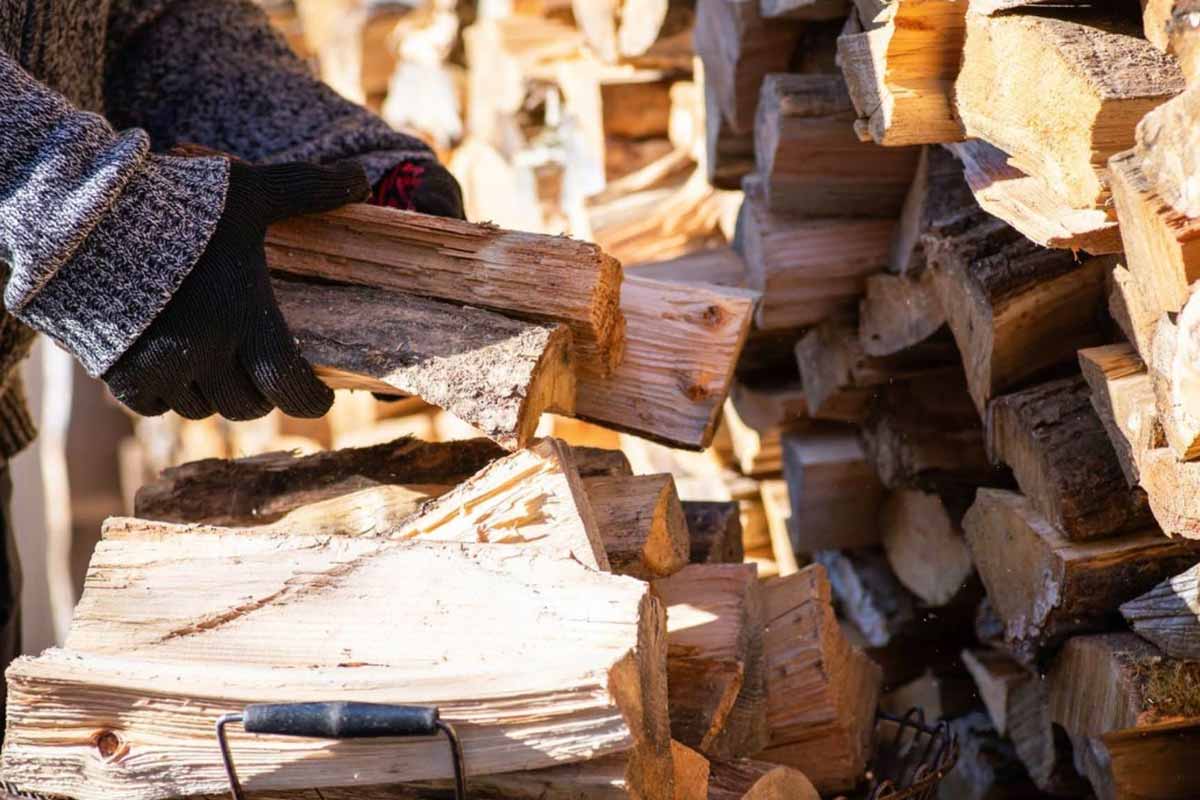 stockage bois de chauffage