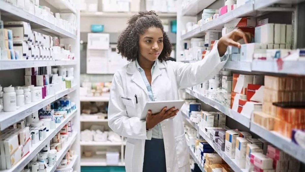Combien touche un pharmacien en officine 
