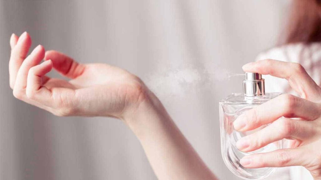 faire tenir un parfum