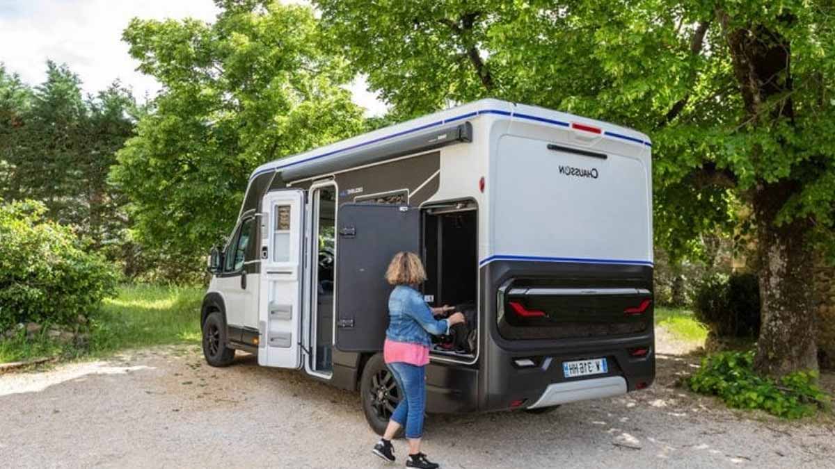 interdiction camping-car